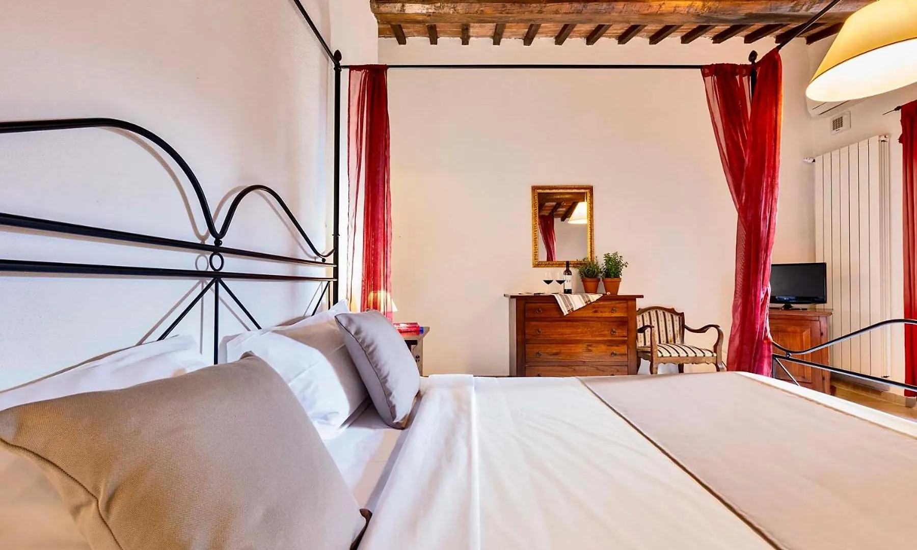Agriturismo Tenuta Di Mensanello Colle Val D'Elsa Farm stay