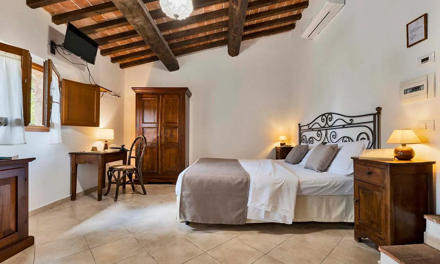 Agriturismo Tenuta Di Mensanello Colle di Val d'Elsa 0*,